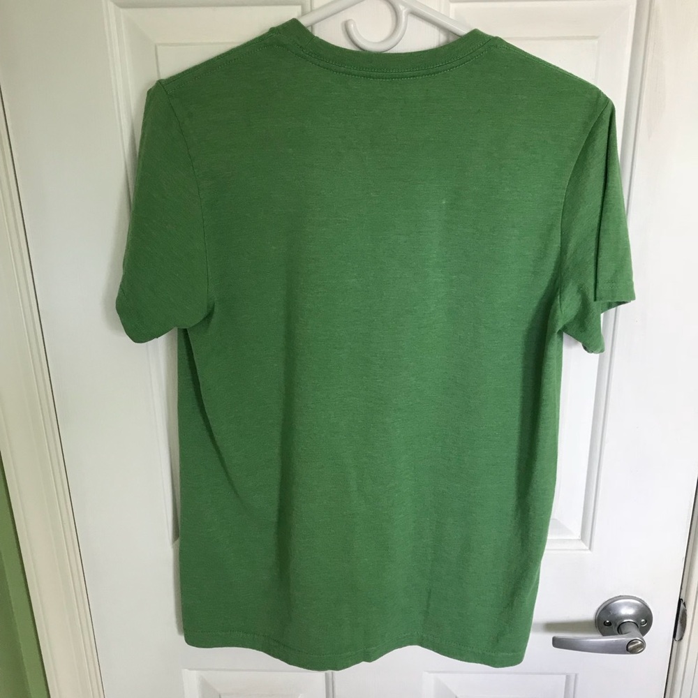 Men’s pac man short sleeve top size small - Picture 3 of 3